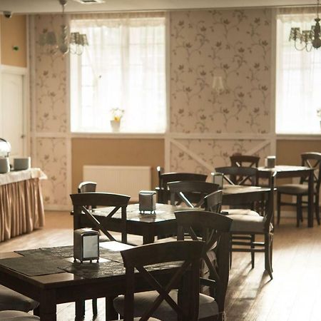 Hotel Bogdan 莫申 外观 照片