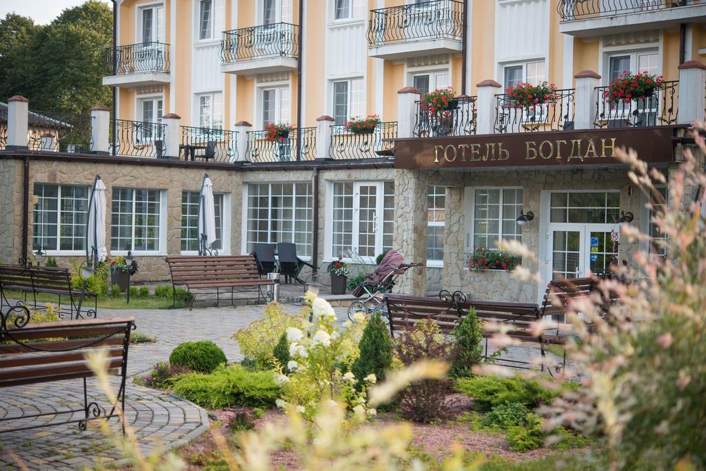 Hotel Bogdan 莫申 外观 照片