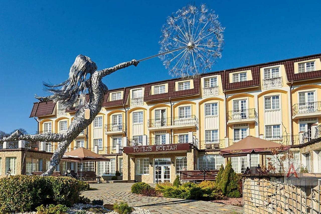 Hotel Bogdan 莫申 外观 照片