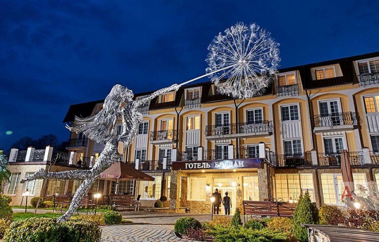 Hotel Bogdan 莫申 外观 照片